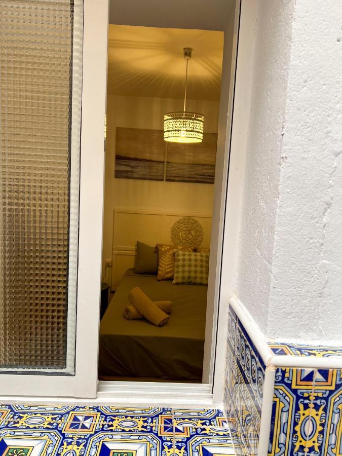 Iyourbasics Lovely Apartment Hinestrosa 23 Free Wifi&Ac Málaga Esterno foto