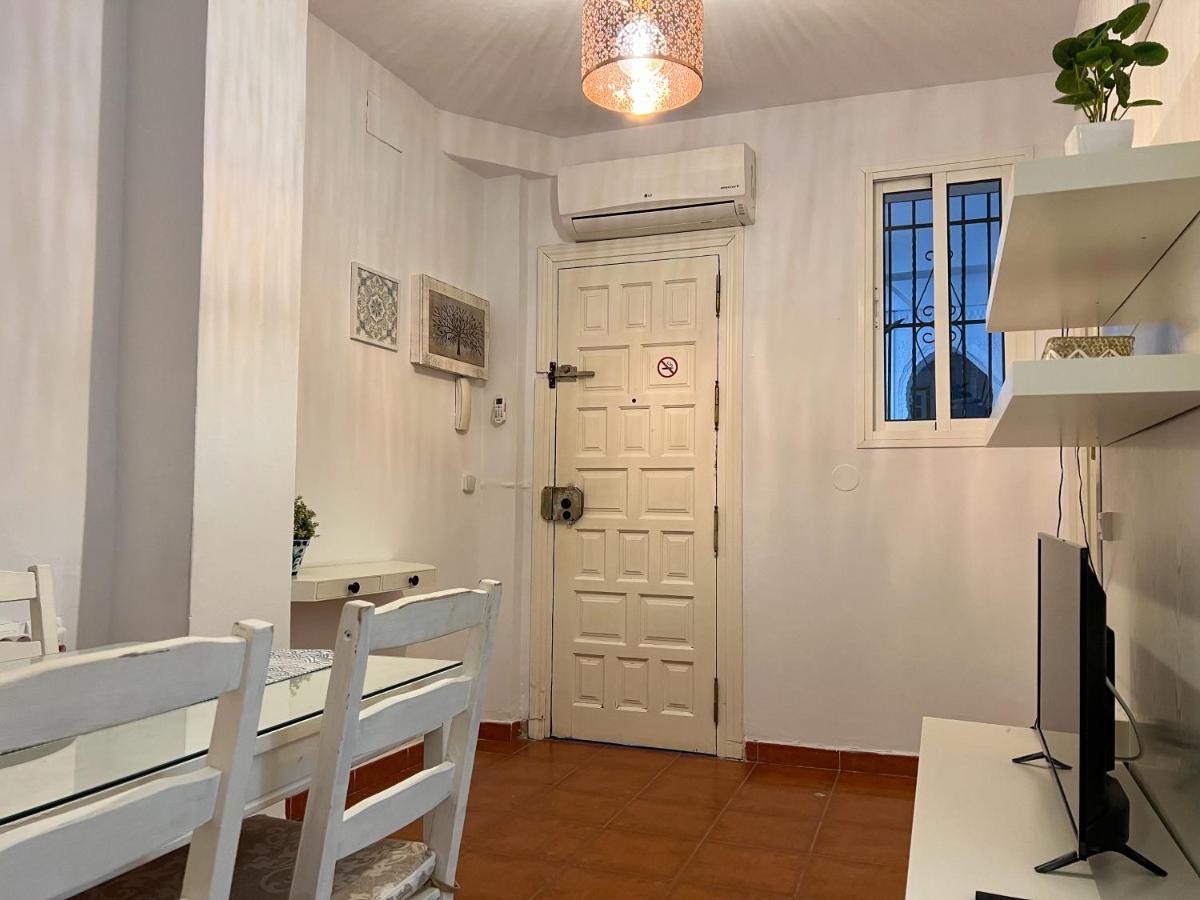 Iyourbasics Lovely Apartment Hinestrosa 23 Free Wifi&Ac Málaga Esterno foto