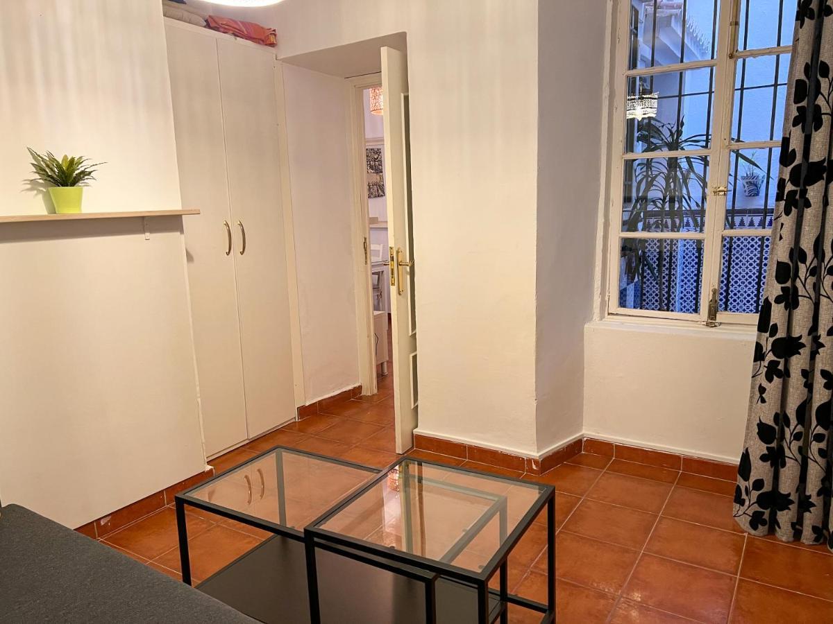 Iyourbasics Lovely Apartment Hinestrosa 23 Free Wifi&Ac Málaga Esterno foto